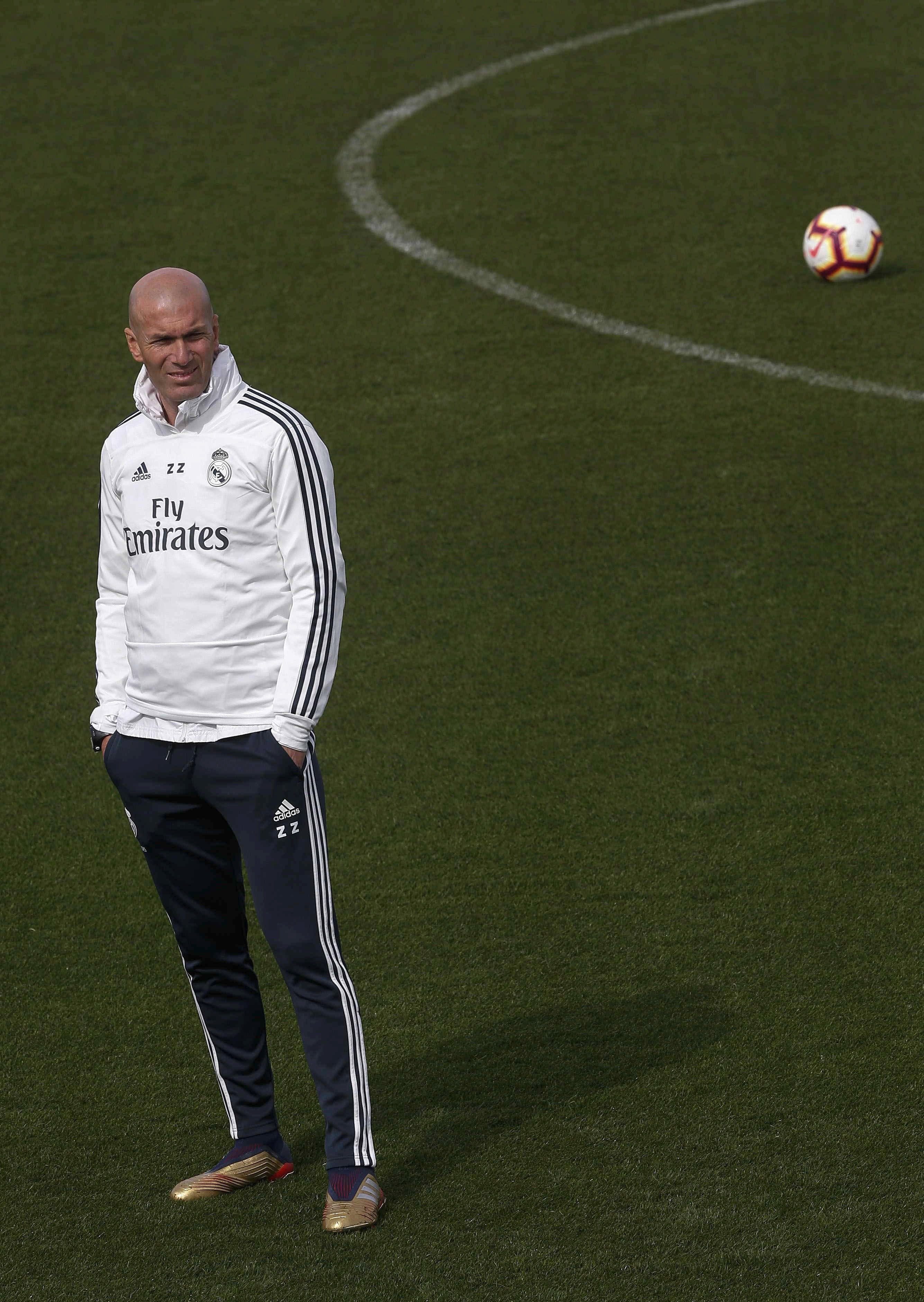 Zidane: "Hay muchos jugadores que pueden hacer caja para el club" Zidane: "Hay muchos jugadores que pueden hacer caja para el club"