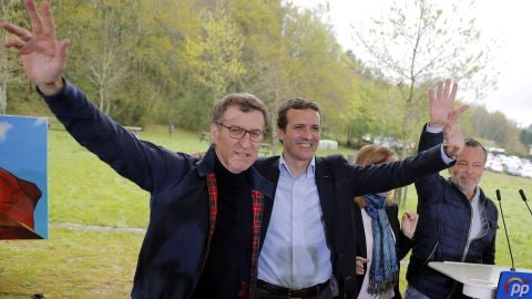 Pablo Casado junto a Núñez Feijóo en Santiago de Compostela Pablo Casado junto a Núñez Feijóo en Santiago de Compostela