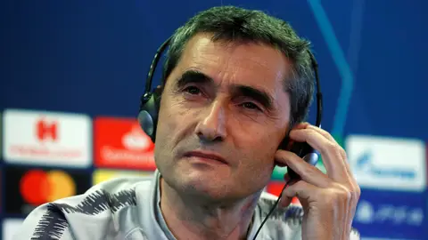 Valverde en rueda de prensa Valverde en rueda de prensa