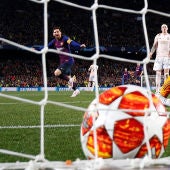 Messi festeja su segundo gol a De Gea en el Camp Nou
