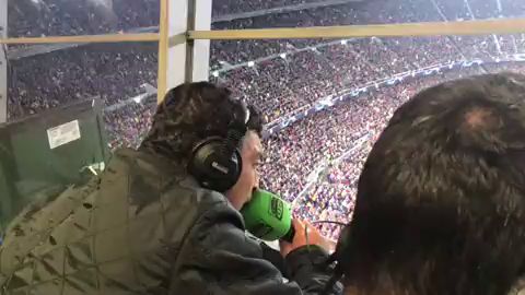 Alfredo Martínez narra el primer gol de Messi al Manchester United