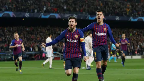 Messi y Coutinho festejan el gol del argentino al United Messi y Coutinho festejan el gol del argentino al United