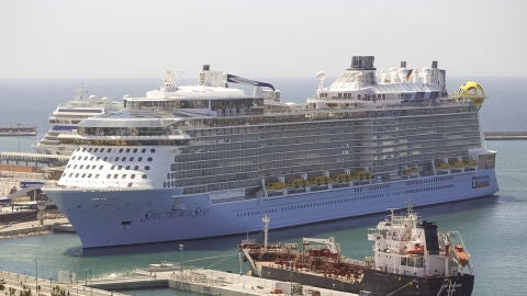 Llegada a M&aacute;laga, tras su redise&ntilde;o en un astillero alem&aacute;n