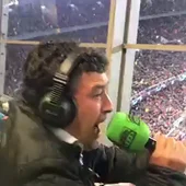 Así ha narrado Alfredo Martínez el segundo gol de Messi al Manchester United Así ha narrado Alfredo Martínez el segundo gol de Messi al Manchester United