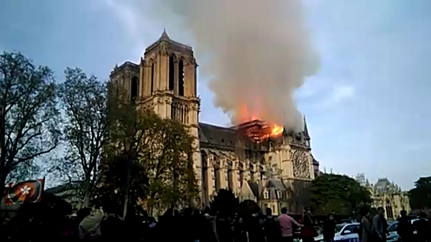 Se desvanece la promesa de Macron de reconstruir Notre Dame en cinco años Se desvanece la promesa de Macron de reconstruir Notre Dame en cinco años