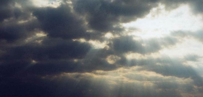Mirando al cielo, en el segundo tramo de Semana Santa Mirando al cielo, en el segundo tramo de Semana Santa