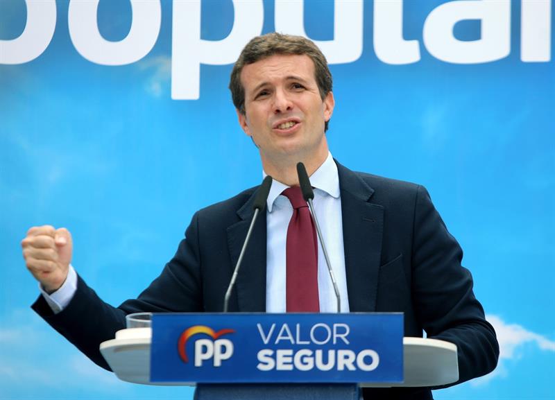 Casado dice que Sánchez solo acierta cuando rectifica, como con los debates Casado dice que Sánchez solo acierta cuando rectifica, como con los debates