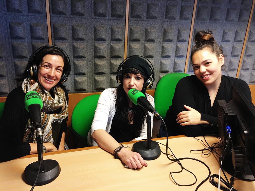 Alimentamos nuestra creatividad en el nuevo "Espazo Quimera" Alimentamos nuestra creatividad en el nuevo "Espazo Quimera"