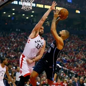 Tapón de Marc Gasol a Fournier Tapón de Marc Gasol a Fournier