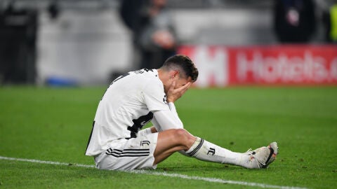 Cristiano Ronaldo se lamenta