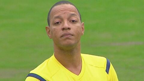 El &aacute;rbitro Nolberto Ararat