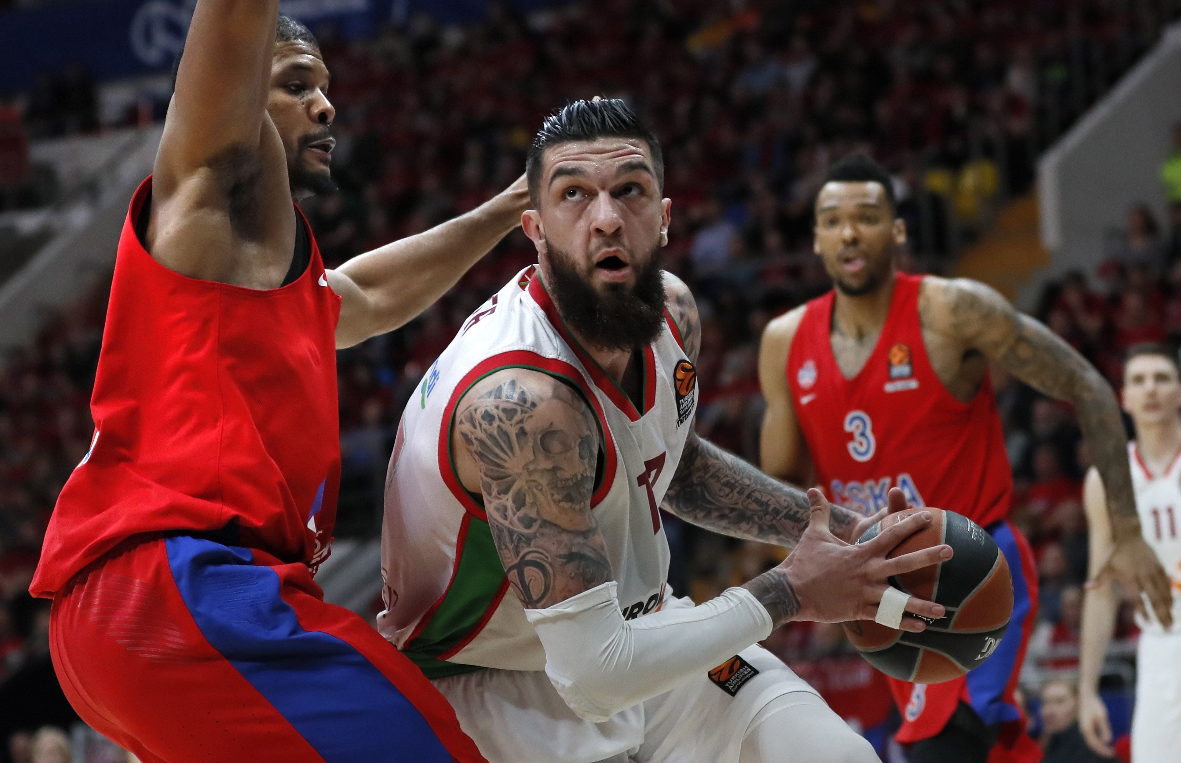 El Baskonia asalta Moscú y empata la serie con el CSKA antes de viajar a Vitoria El Baskonia asalta Moscú y empata la serie con el CSKA antes de viajar a Vitoria
