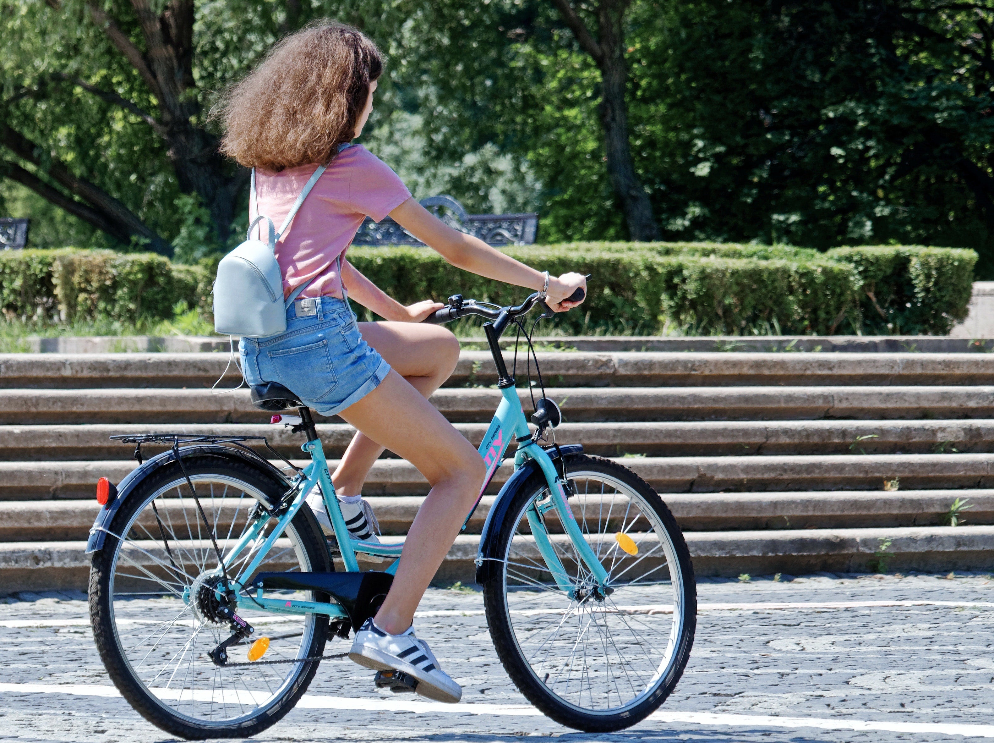 Piensa en bici: "La fiesta 'Muévete en bici por Madrid' celebra sus 10 años" Piensa en bici: "La fiesta 'Muévete en bici por Madrid' celebra sus 10 años"