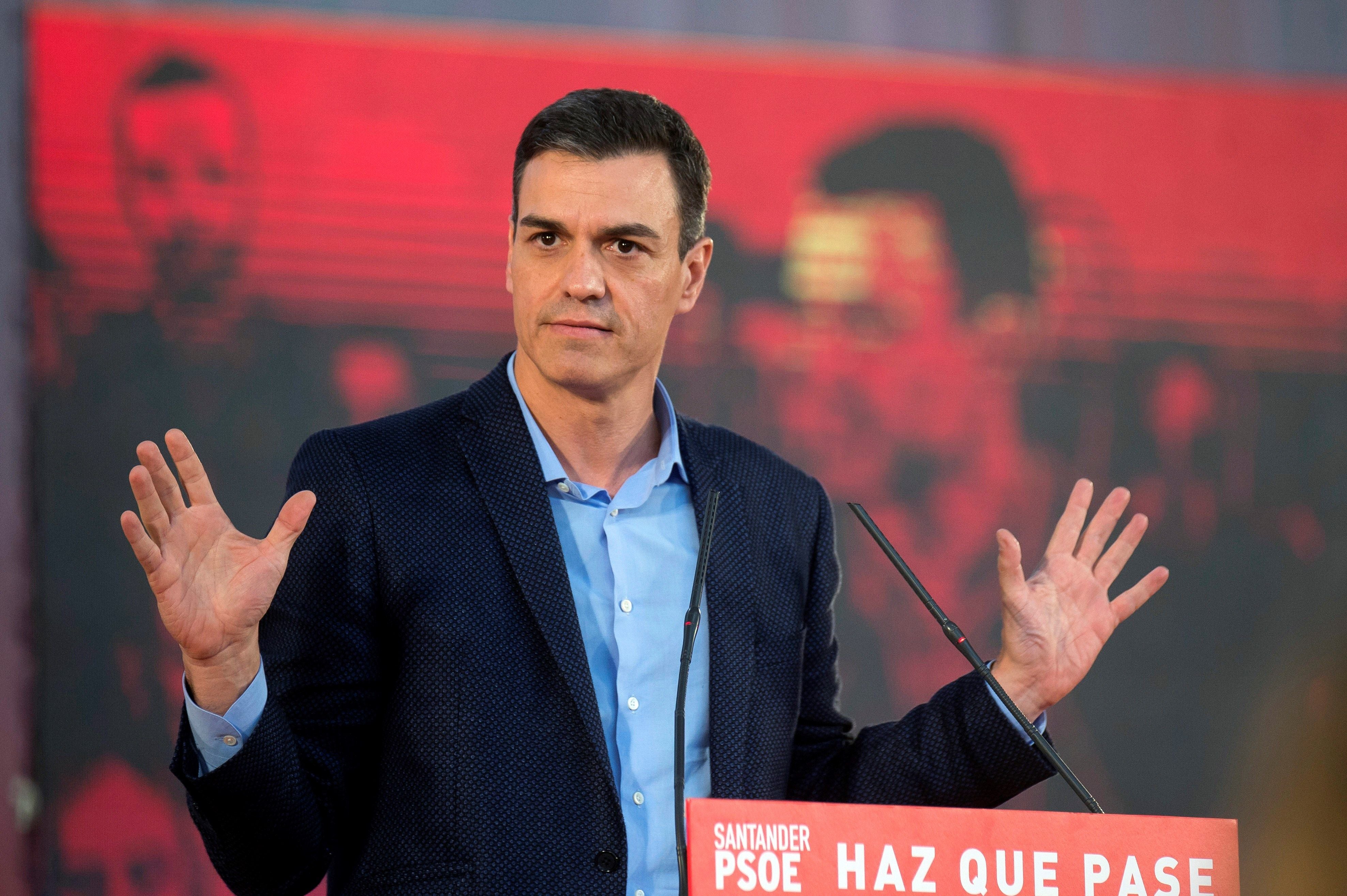 Las preguntas de Amón: "¿No es un magnífico escarmiento que Sánchez no quisiera debates y se enfrente a dos?" Las preguntas de Amón: "¿No es un magnífico escarmiento que Sánchez no quisiera debates y se enfrente a dos?"