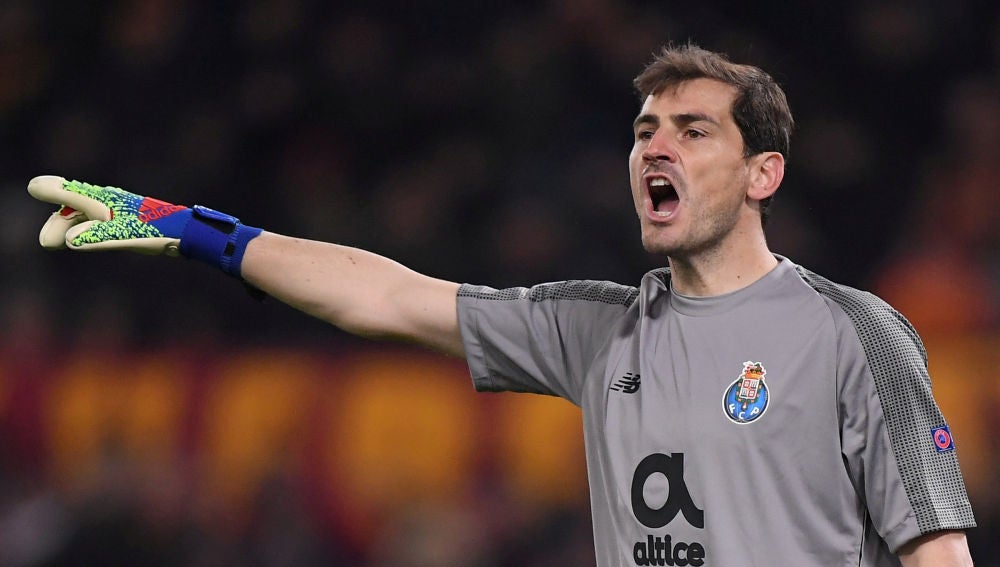 Iker Casillas, durante un partido con el Oporto