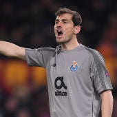 Iker Casillas, durante un partido con el Oporto