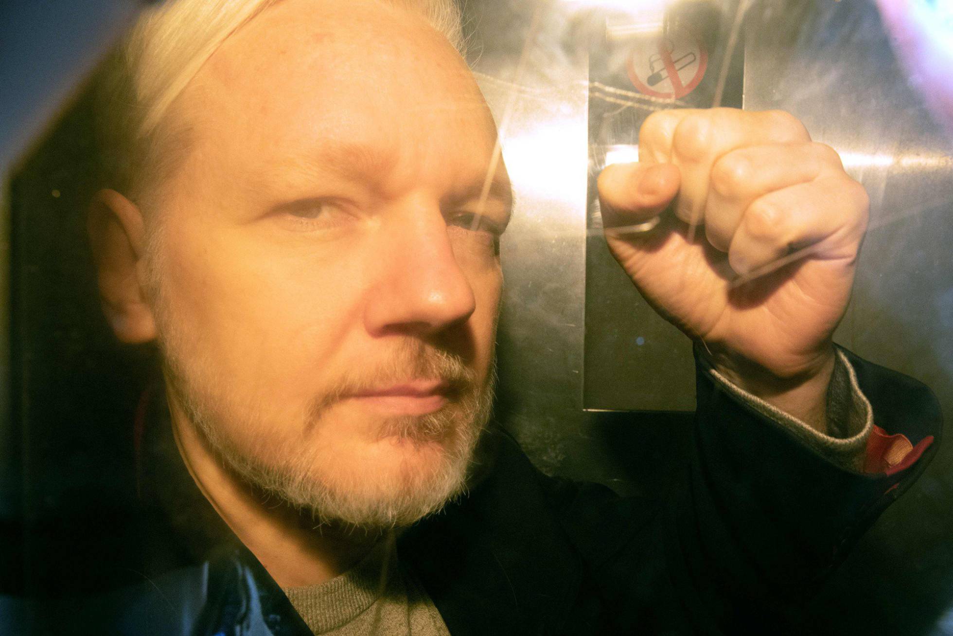 Persona Física: Julian Assange tuvo dos hijos con su abogada mientras estaba confinado en Londres Persona Física: Julian Assange tuvo dos hijos con su abogada mientras estaba confinado en Londres