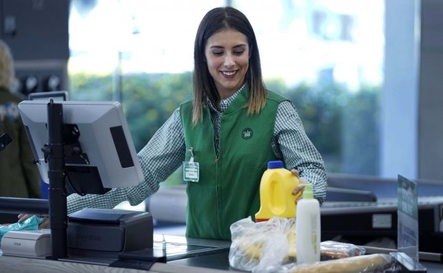 Mercadona sube un 8,5 % el sueldo a sus más de 100.000 trabajadores en España y Portugal Mercadona sube un 8,5 % el sueldo a sus más de 100.000 trabajadores en España y Portugal