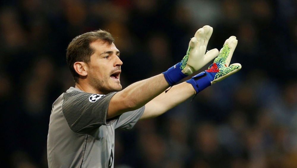 Iker Casillas, durante un partido
