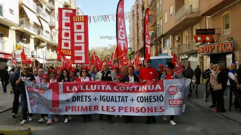 Cabecera de la manifestación del 1 de mayo en Elche. Cabecera de la manifestación del 1 de mayo en Elche.
