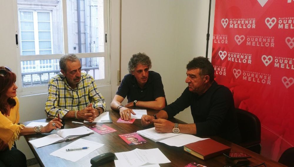 Reunión de Ourense Mellor con bombeiros de Ourense