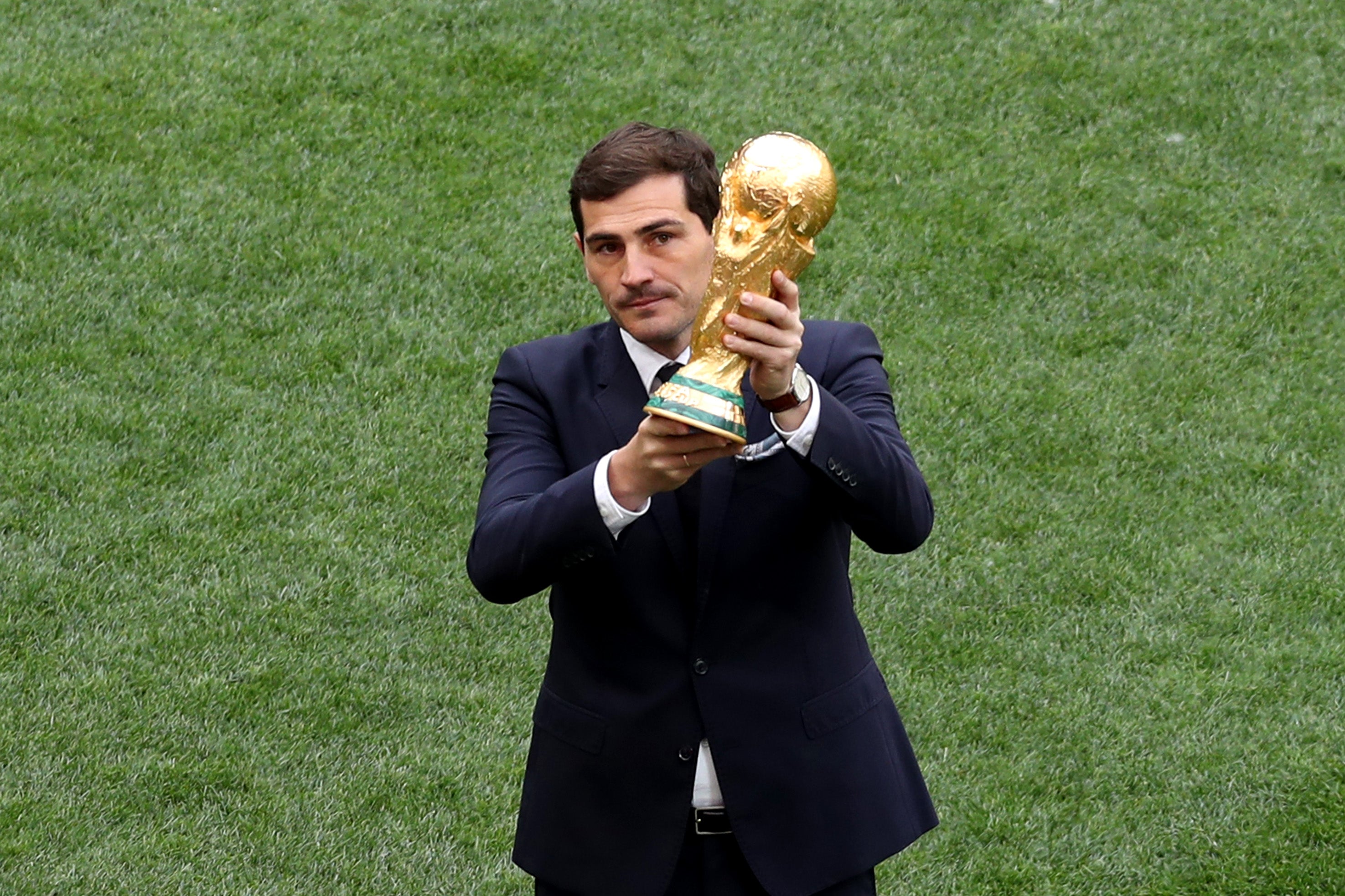 La Federación declara el 20 de mayo como "Día del Portero Español" en honor a Casillas La Federación declara el 20 de mayo como "Día del Portero Español" en honor a Casillas