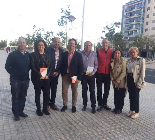 Cs Elche se compromete a impulsar medidas para agilizar los trámites de las pymes con el Ayuntamiento Cs Elche se compromete a impulsar medidas para agilizar los trámites de las pymes con el Ayuntamiento