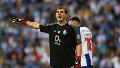 Iker Casillas, durante un partido con el Oporto