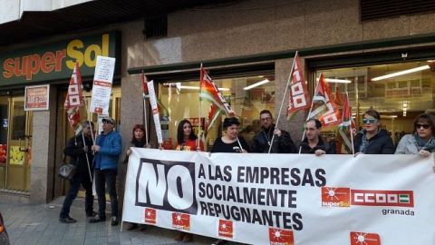 Cerrar&aacute;n 5 supermercados 