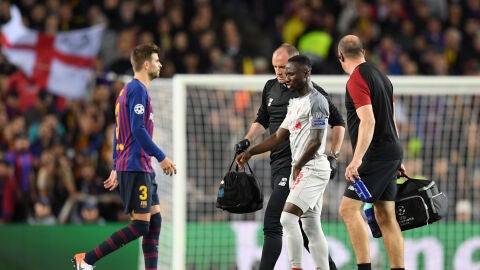 Naby Keita se retira lesionado en el partido frente al Bar&ccedil;a