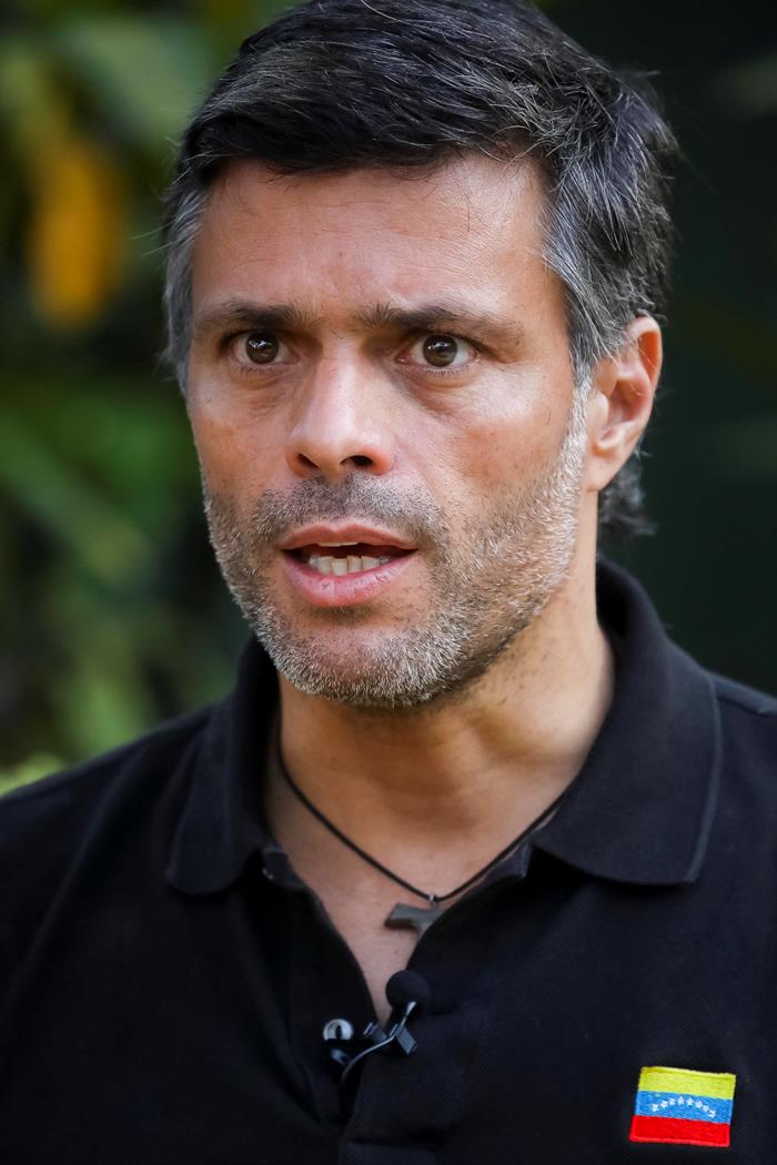 Leopoldo López no pedirá asilo a España y no descarta una intervención militar porque lo prevé la Constitución Leopoldo López no pedirá asilo a España y no descarta una intervención militar porque lo prevé la Constitución