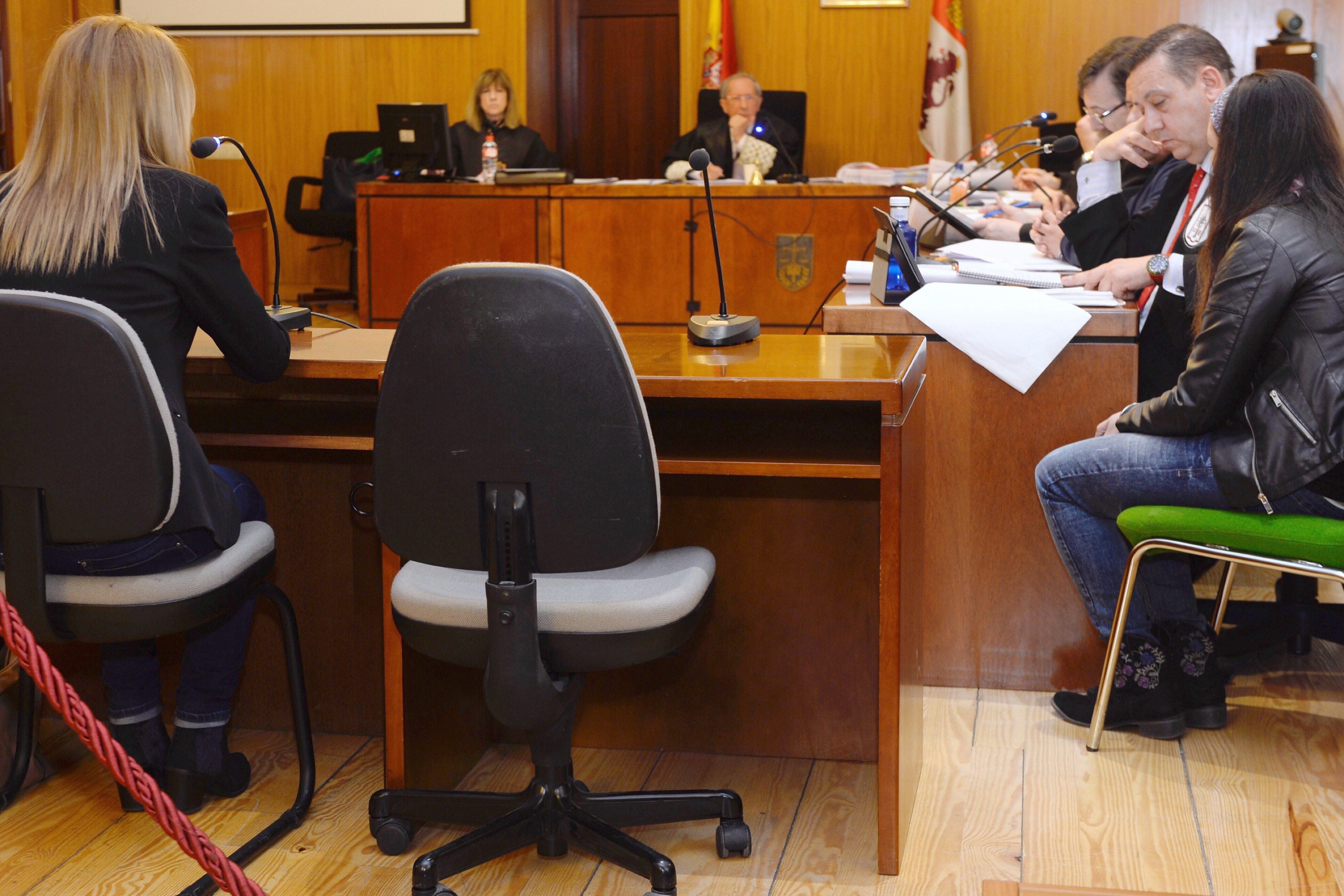 Suspendido el juicio del Caso Sara hasta le 8 de mayo Suspendido el juicio del Caso Sara hasta le 8 de mayo