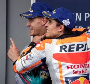 Márquez bromea con Quartararo Márquez bromea con Quartararo