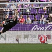 El Valladolid marca el gol que le saca del descenso ante el Athletic