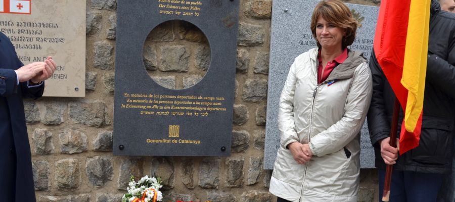 La ministra de Justicia, Dolores Delgado, participando en los actos de recuerdo a las más de 8.000 víctimas españolas del nazismo La ministra de Justicia, Dolores Delgado, participando en los actos de recuerdo a las más de 8.000 víctimas españolas del nazismo