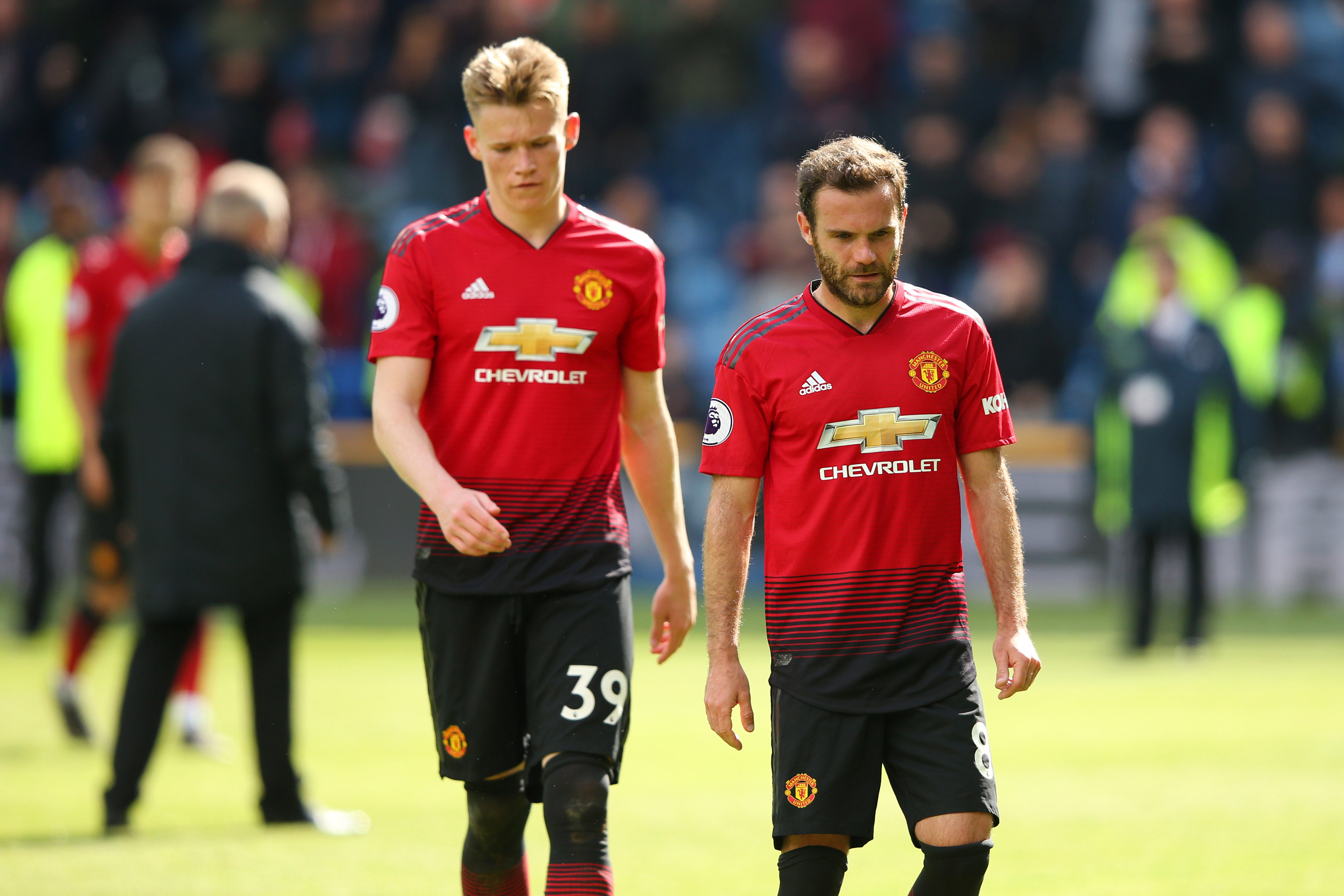 El Manchester United dice adiós a la Champions y el Chelsea se agarra al tercer puesto El Manchester United dice adiós a la Champions y el Chelsea se agarra al tercer puesto