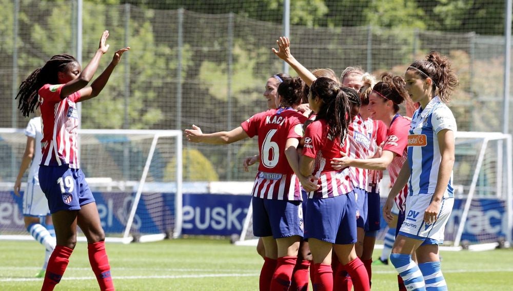 Alarma en el fútbol español ante la previsible bajada de ingresos por la crisis de cara a la próxima temporada. Onda Deportiva Granada 15/05/2020 Alarma en el fútbol español ante la previsible bajada de ingresos por la crisis de cara a la próxima temporada. Onda Deportiva Granada 15/05/2020