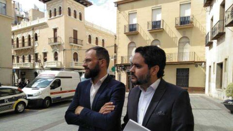 Juan Antonio Sempere y David Caballero, concejales no adscritos en Elche. 