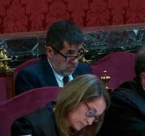 Jordi Sànchez durante una nueva jornada del juicio del "procés" Jordi Sànchez durante una nueva jornada del juicio del "procés"