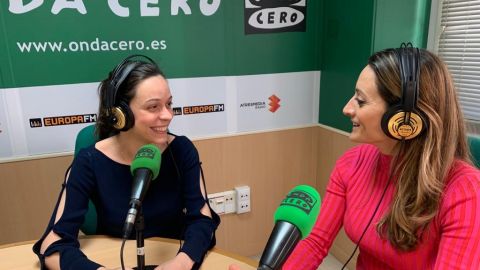 Las doctoras Esther S&aacute;nchez y Cristina P&eacute;rez, de Cl&iacute;nicas Esther S&aacute;chez, explican en qu&eacute; consiste este novedoso sistema