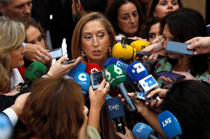 Ana Pastor, la primera diputada de la nueva legislatura en acreditarse Ana Pastor, la primera diputada de la nueva legislatura en acreditarse