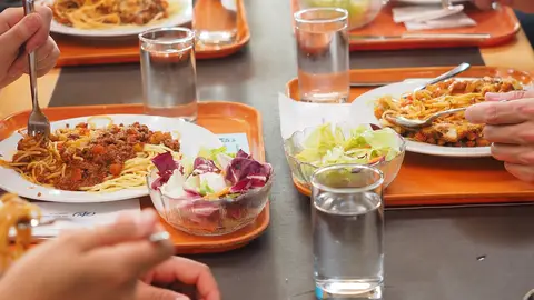 Imagen de un comedor escolar Imagen de un comedor escolar