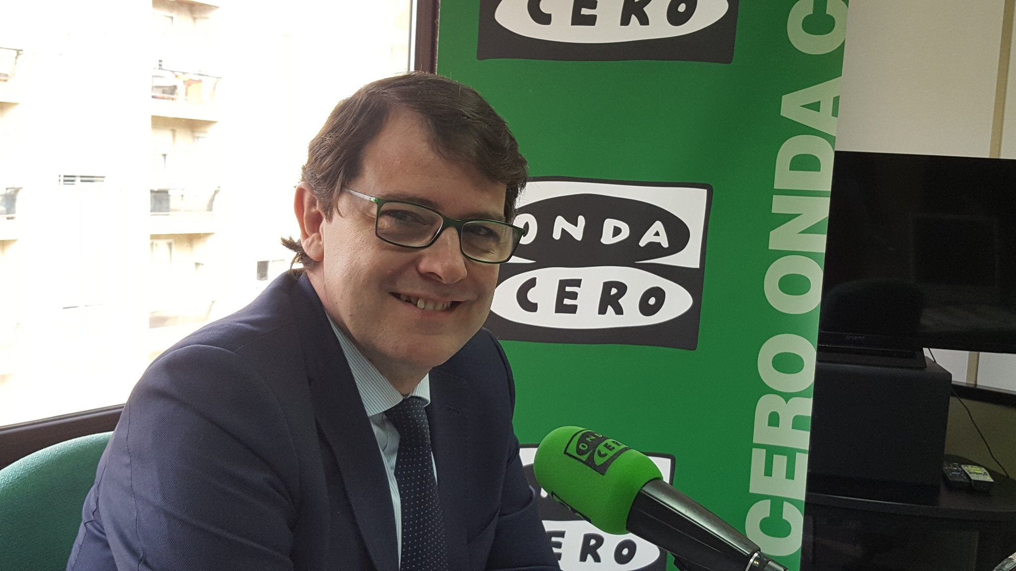 'No creo que Vox entre en las Cortes' 'No creo que Vox entre en las Cortes'