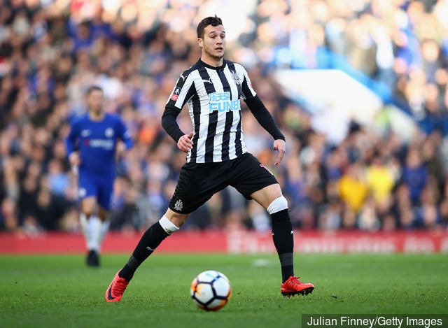 Javier Manquillo: "El estadio de Anfield tiene magia y si hay alguna opción de remontada para el Liverpool es ahí" Javier Manquillo: "El estadio de Anfield tiene magia y si hay alguna opción de remontada para el Liverpool es ahí"