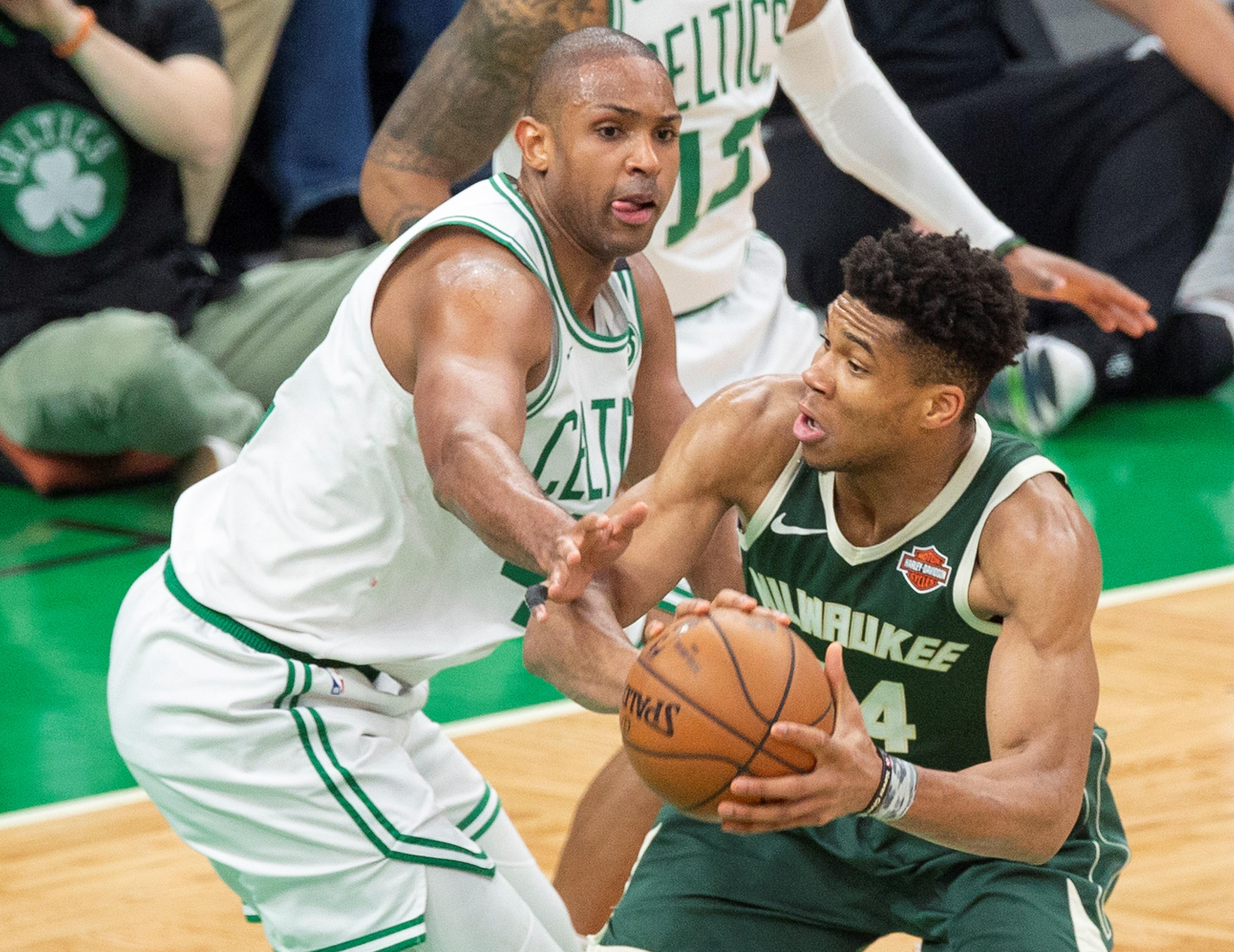 Giannis Antetokounmpo coloca a los Bucks a un triunfo de la final del Este Giannis Antetokounmpo coloca a los Bucks a un triunfo de la final del Este