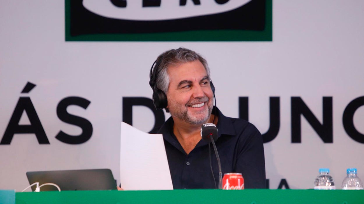 Monólogo de Alsina: "Casado y Rivera, a codazos por ver cuál está más comprometido con la estabilidad del Estado" Monólogo de Alsina: "Casado y Rivera, a codazos por ver cuál está más comprometido con la estabilidad del Estado"