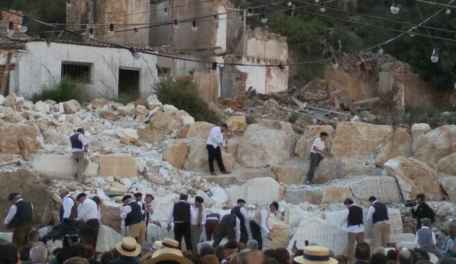 Macael (Almeria) vuelve a vestirse de época para su Fiesta entre Canteros y Caciques Macael (Almeria) vuelve a vestirse de época para su Fiesta entre Canteros y Caciques