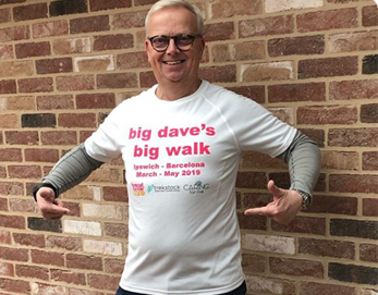 GP de España: Recorre a pie los 1.300 kilómetros que hay entre Ipswich y Barcelona para recaudar fondos contra el cáncer GP de España: Recorre a pie los 1.300 kilómetros que hay entre Ipswich y Barcelona para recaudar fondos contra el cáncer