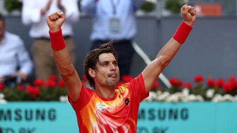 David Ferrer celebra su victoria contra Bautista