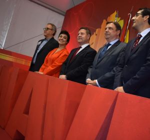 Las autoridades han inaugurado la 10ª edición de FENAVIN Las autoridades han inaugurado la 10ª edición de FENAVIN